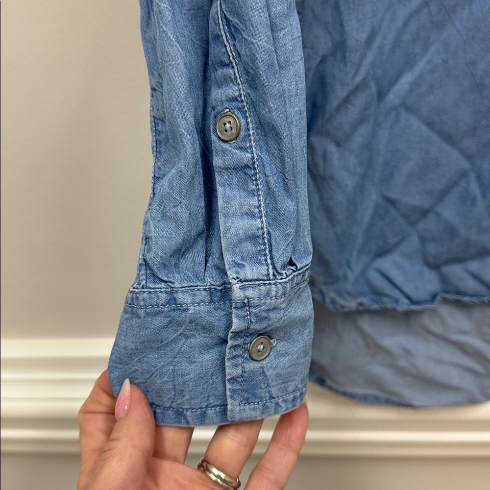 New York & Company Light Blue Button Down Hi-Lo Tunic Shirt Sz Small! - Picture 4 of 8